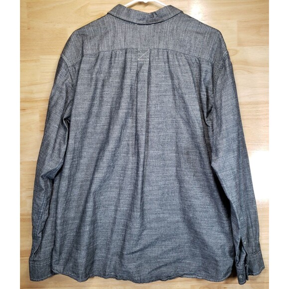 Eddie Bauer Men’s Button Up Shirt XL Classic Fit Gray Chambray Cotton - Picture 7 of 9